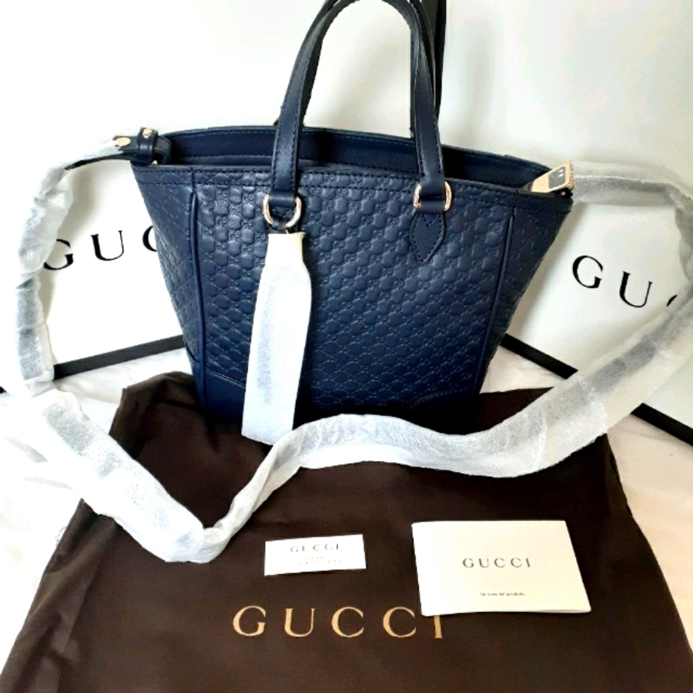 Gucci Women's Leather Small Bree GG
